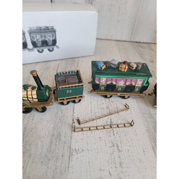 Dept 56 55735 The Flying Scot Heritage village xmas accessory - Picture 7 of 9